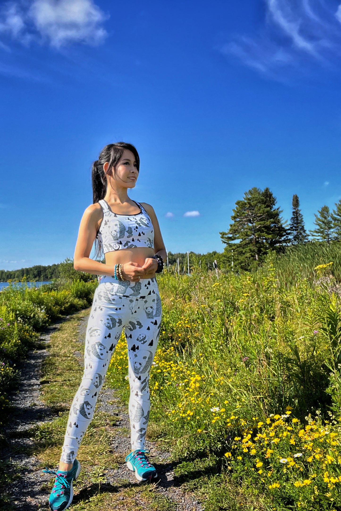 Panda Pattern Yoga Leggings --- Pure White