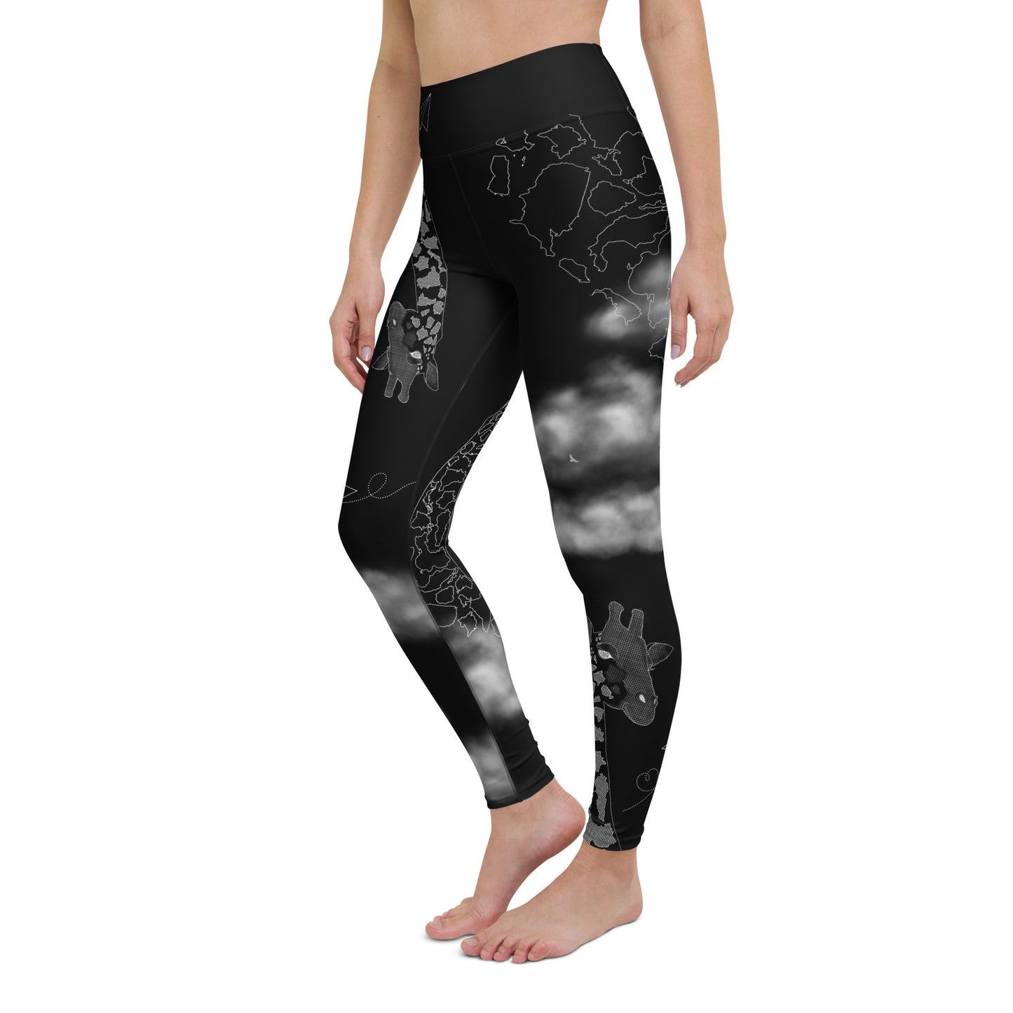 Countries Giraffe Yoga Leggings --- Black